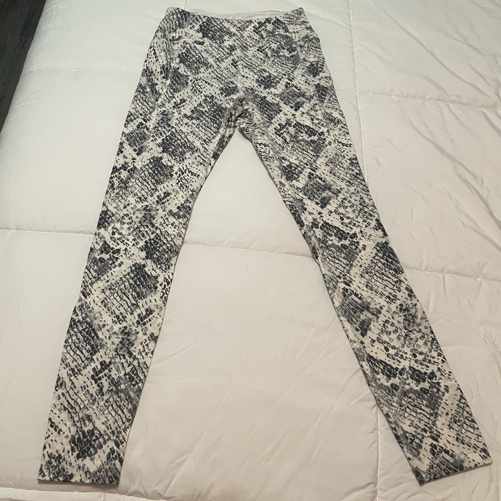PINK Victoria's Secret Snakeskin Leggings